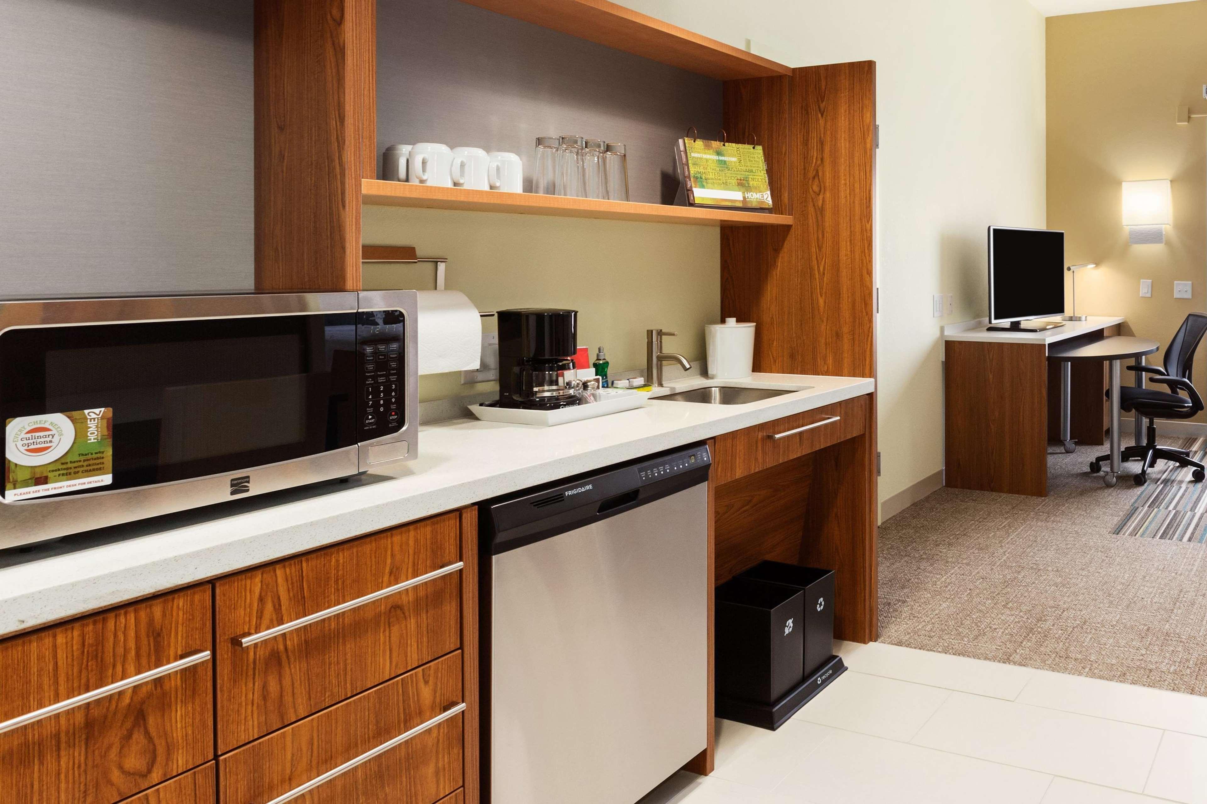 Home2 Suites By Hilton Omaha West Exteriör bild