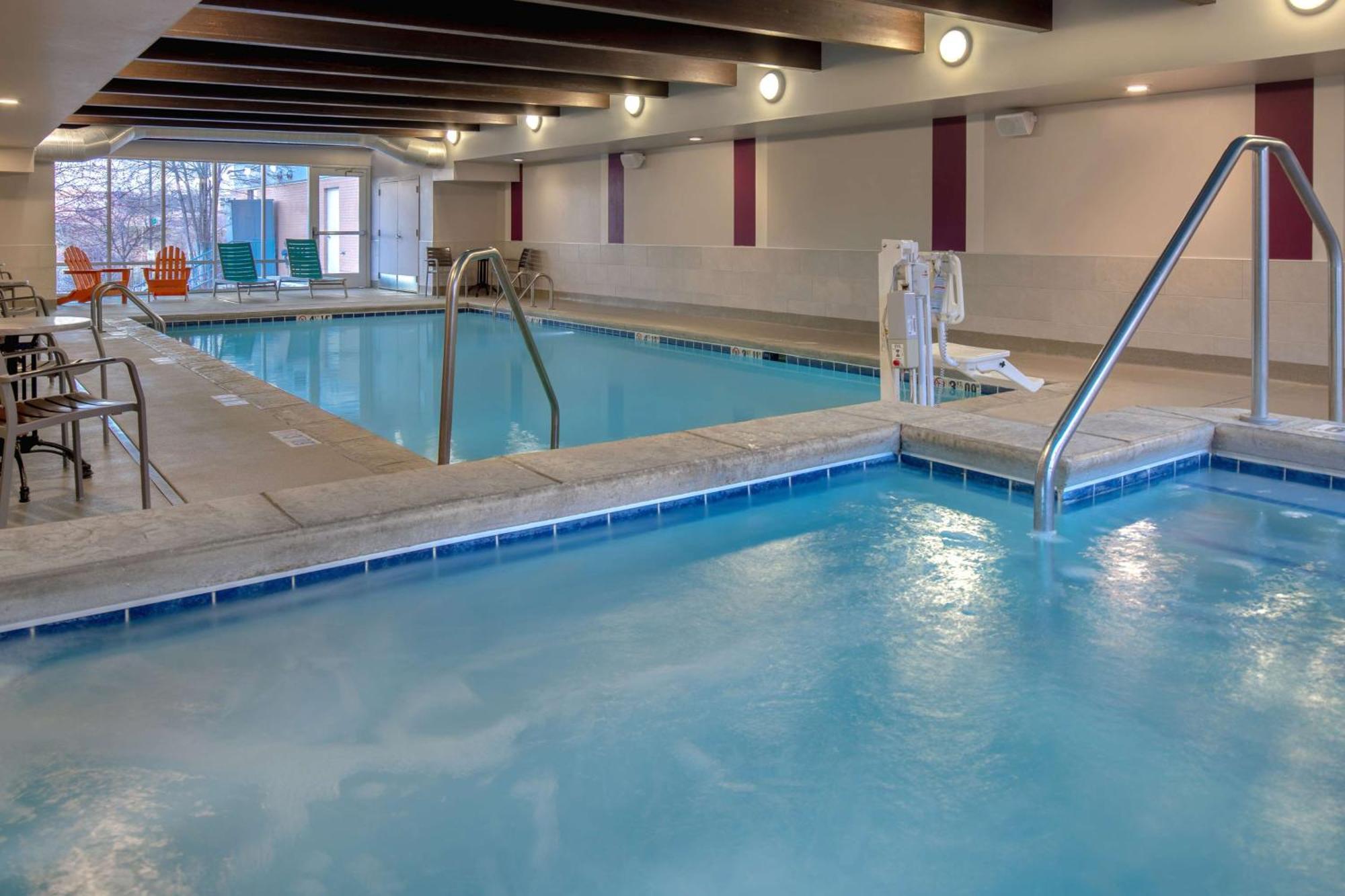 Home2 Suites By Hilton Omaha West Exteriör bild